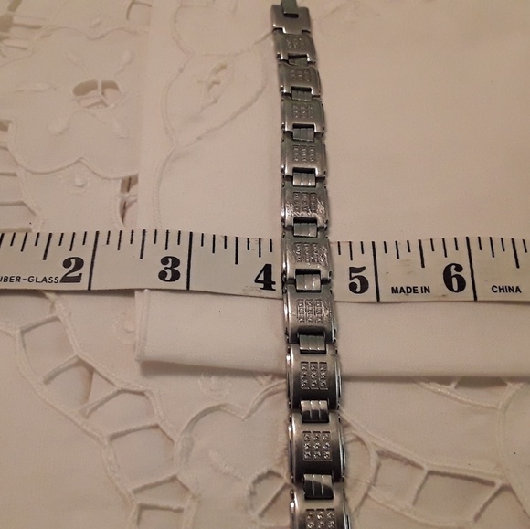 BRUSHED STAINLESS STEEL & DIAMOND BRACELET 8.5 " - Picture 2 of 8